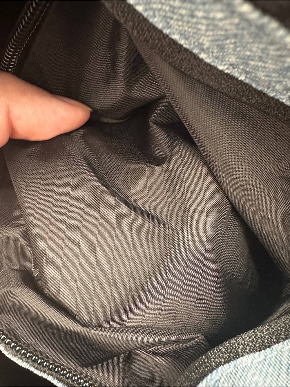 Baggu Digital Denim Medium Cargo Crossbody Bag - Picture 6 of 14
